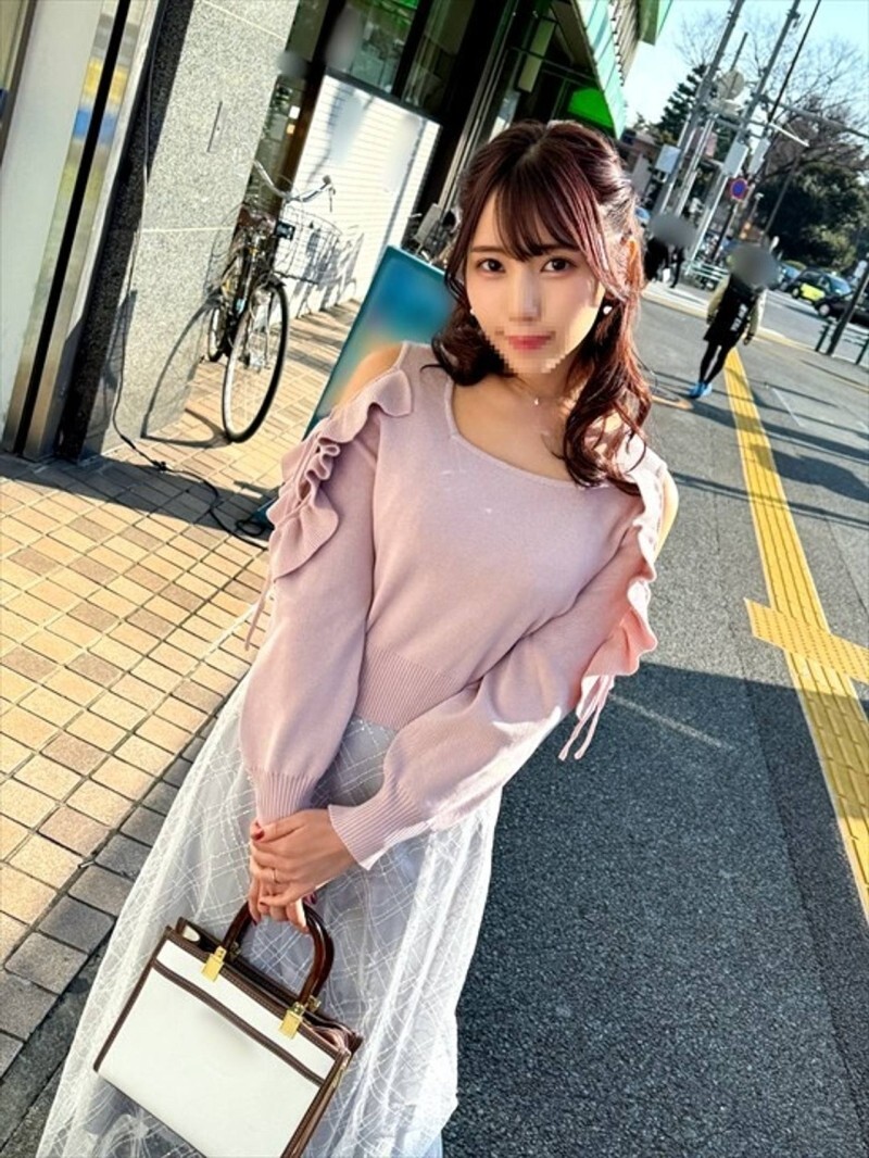 FC2-PPV-4739379 [G-cup big breasts] A lewd wife with a cheating fantasy. She moans and writhes in ecstasy with the cock of another man she longs for. 